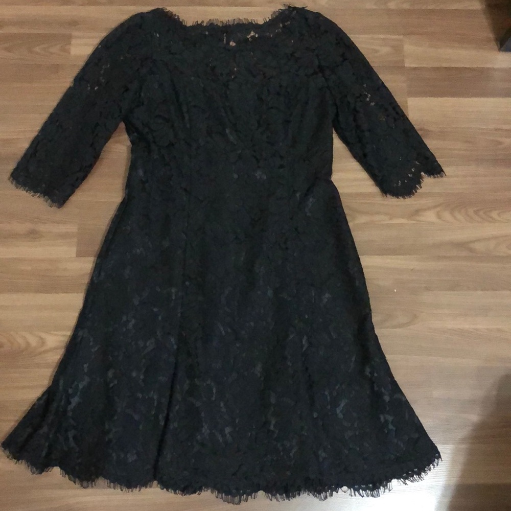 Dress, used for 1 hour